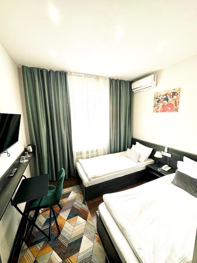 Nava Hotel エレバン エクステリア 写真