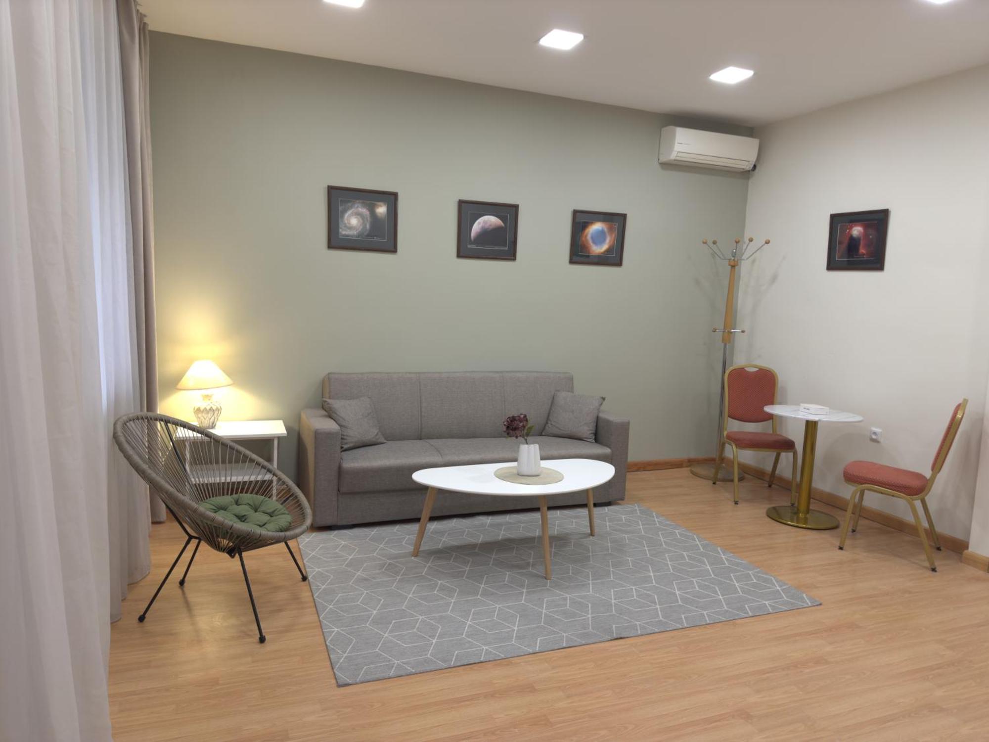 Nava Hotel エレバン エクステリア 写真