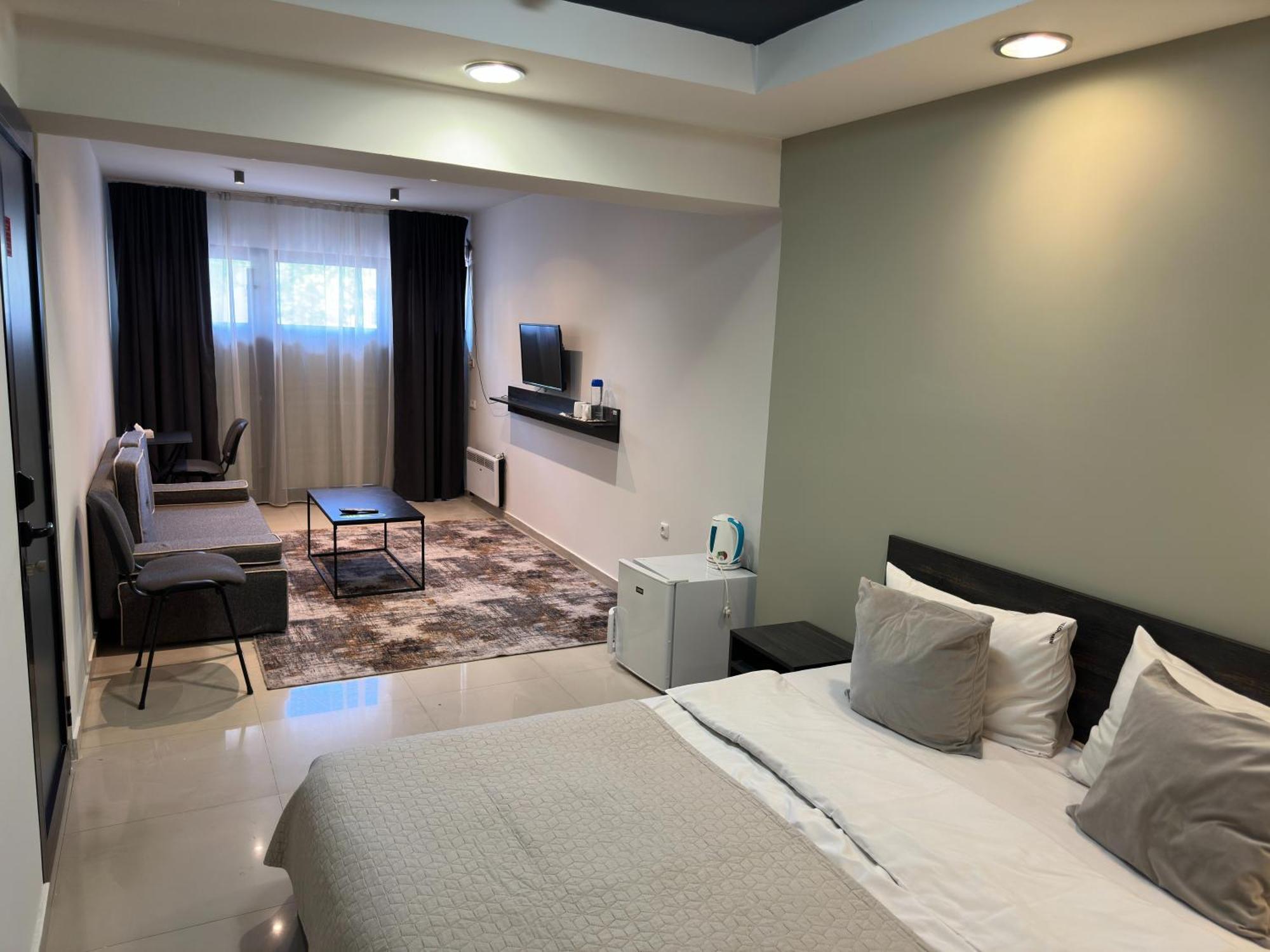 Nava Hotel エレバン エクステリア 写真