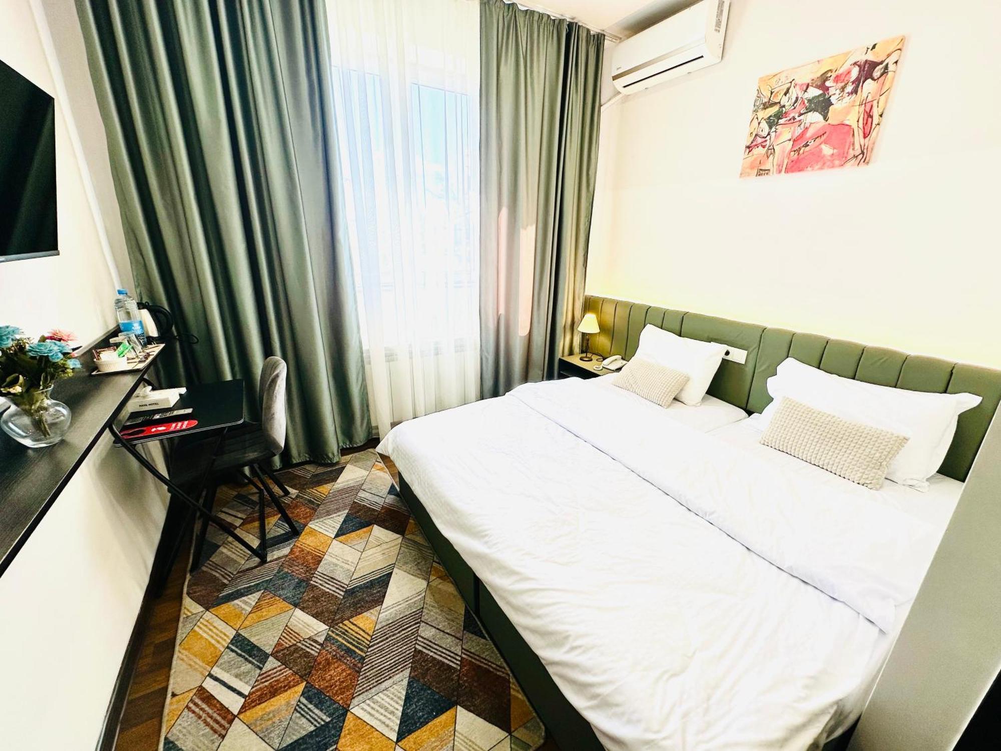 Nava Hotel エレバン エクステリア 写真