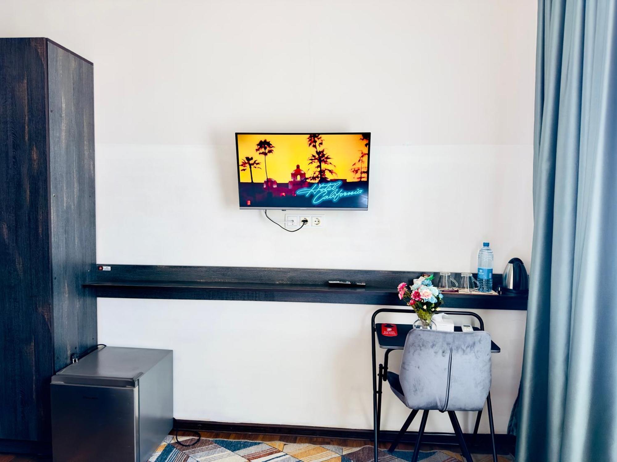 Nava Hotel エレバン エクステリア 写真