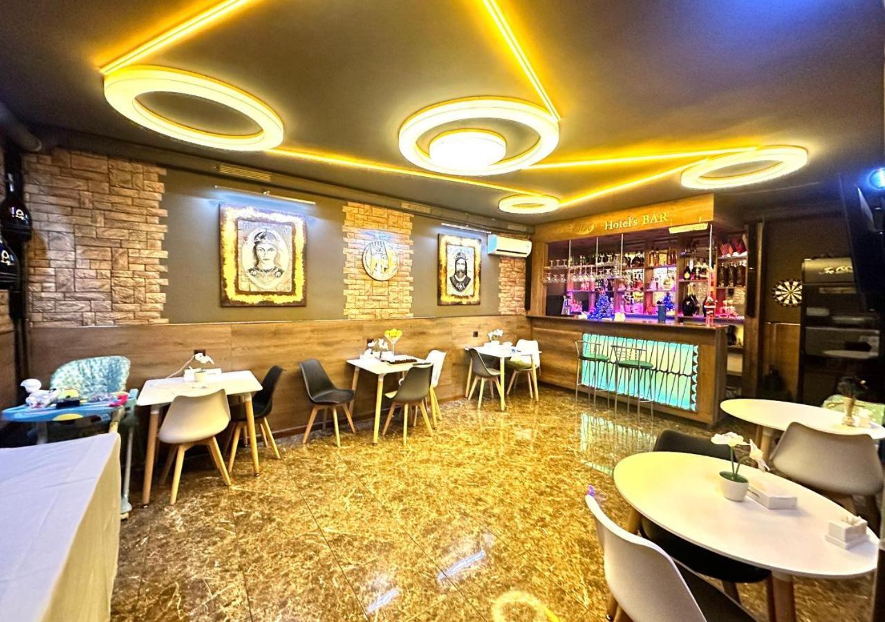 Nava Hotel エレバン エクステリア 写真